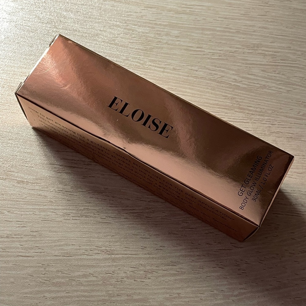 Eloise Get Gleaming Body Glow Illuminator